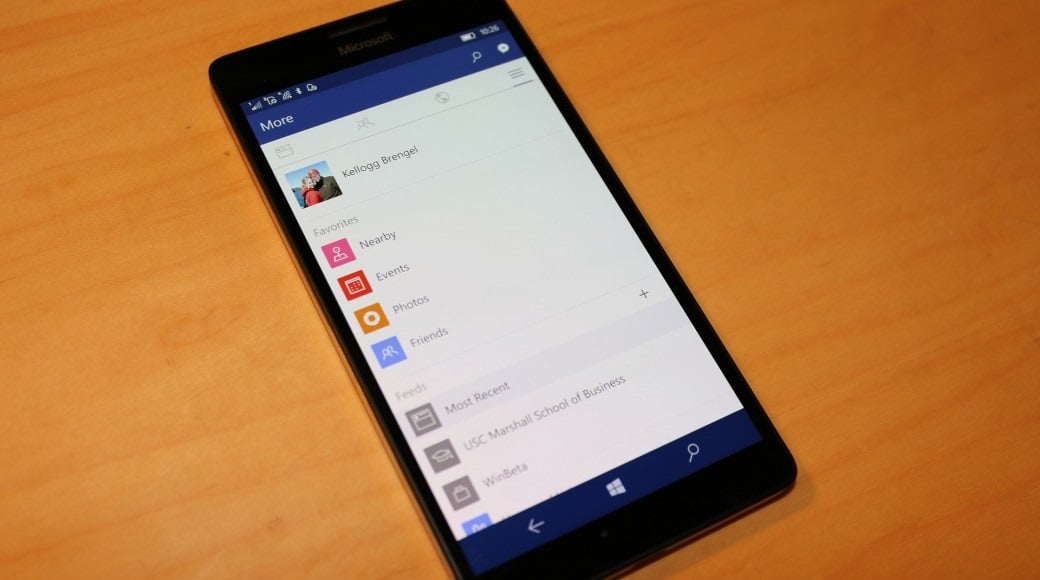 windows 10 mobile facebook
