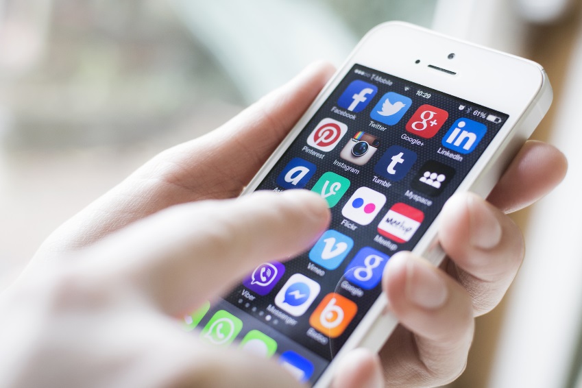 Smartphone ligado na internet