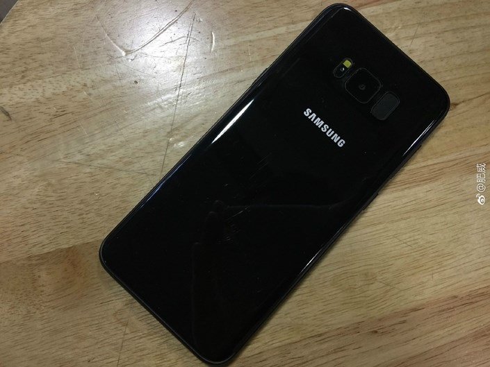 Samsung Galaxy S8 preto brilhante